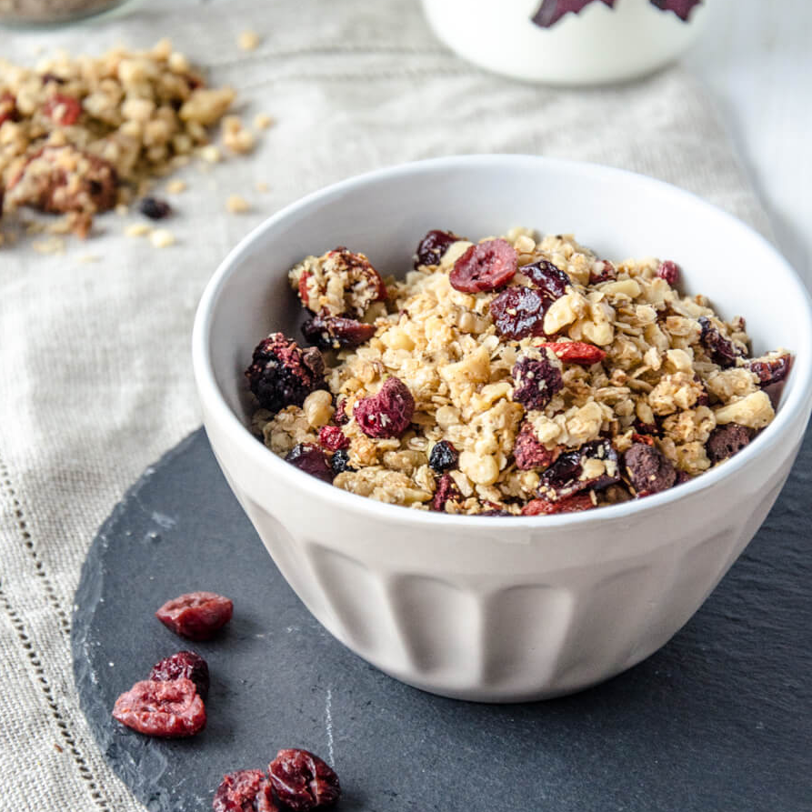Beeren-Granola